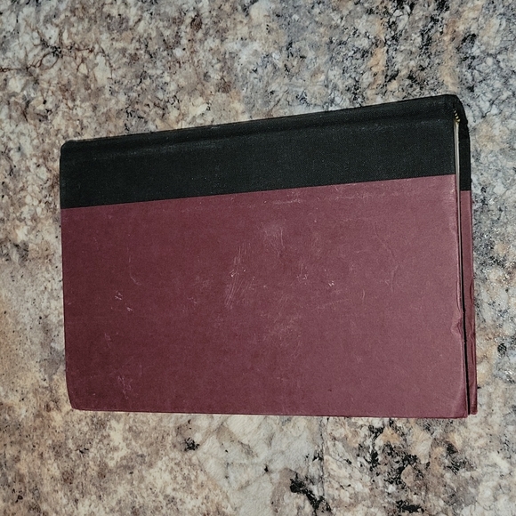 The 60 Greatest Conspiracy Theories of All Time | Johnathan Vankin & John Whalen - Picture 10 of 13